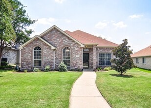 Building Photo - Beautiful Home in Plano ISD.