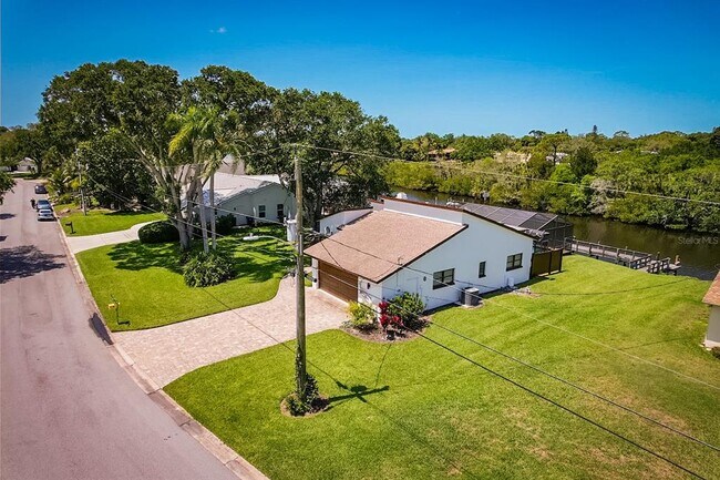 Building Photo - 5424 America Dr