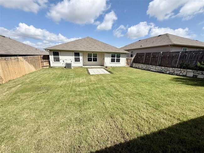 Building Photo - 6013 Brocade Dr