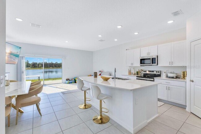 Building Photo - 3768 Sepia St