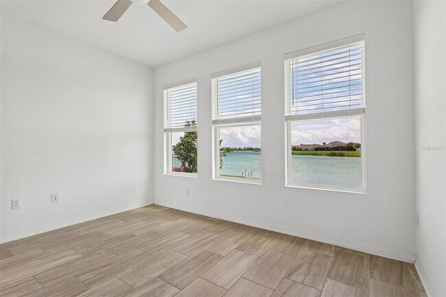 Building Photo - 343 Blue Cypress Dr