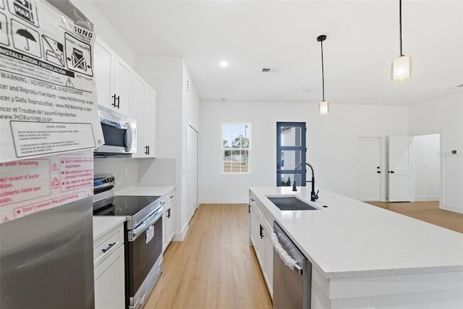 Building Photo - 6531 SW 131 Pl