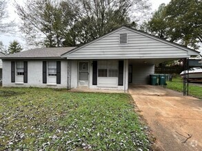 Building Photo - Renovated 3 Bedroom 1.5 Bath Home for Rent!