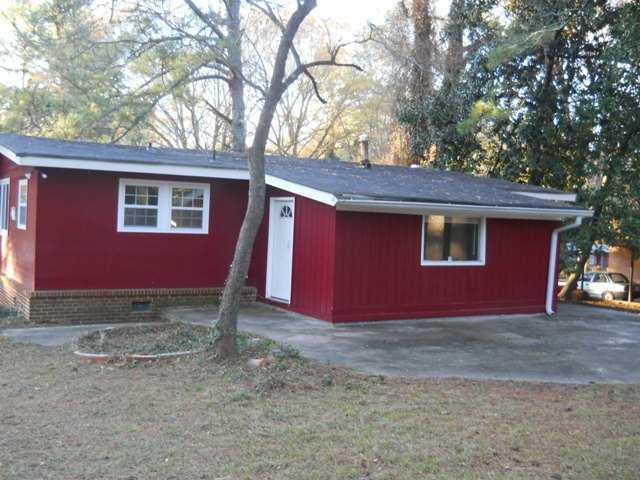 Building Photo - Great Newly Renovated Home