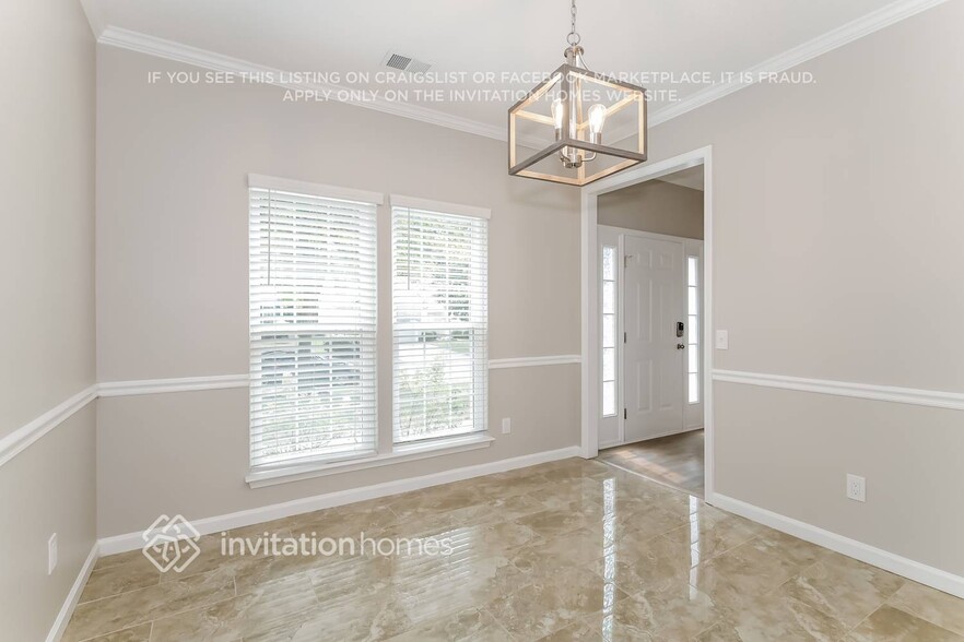 Building Photo - 13319 Damson Dr