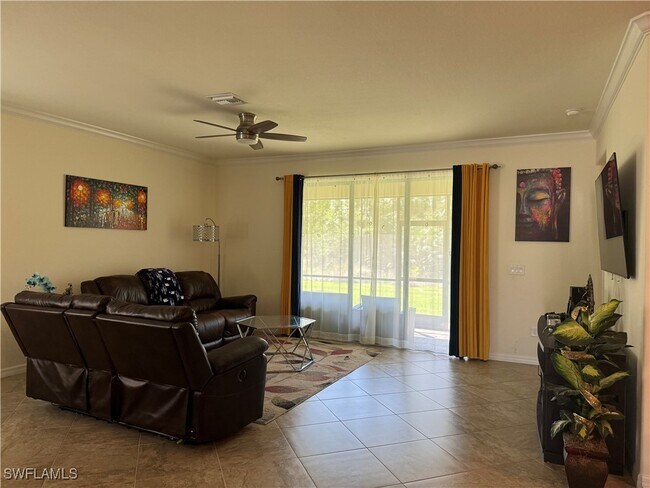 Building Photo - 9495 Foxglove Ln