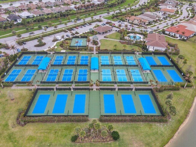 Building Photo - 9399 SW Pepoli Way