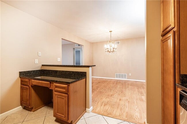 Building Photo - 1468 Briarwood Rd NE