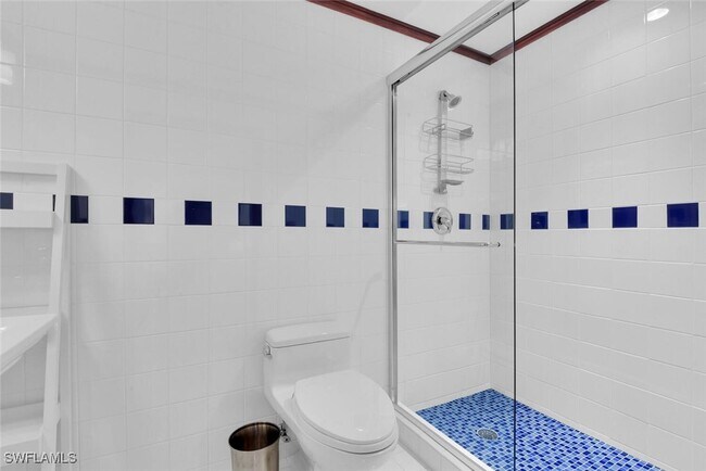 Building Photo - 795 18th Ave S