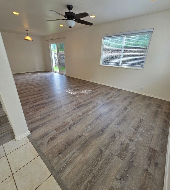 Building Photo - 3/2.5 home in Piilani Villages