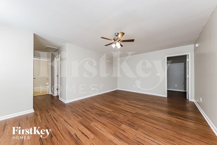 Building Photo - 6221 Elderbush Dr