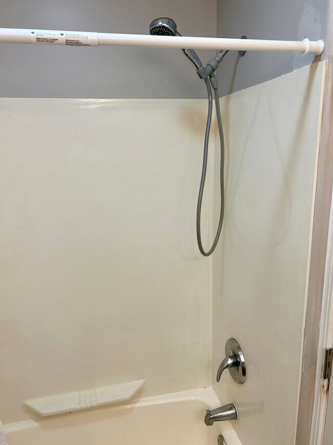 Building Photo - 2-Bed/1-Bath Home in Bluffton!