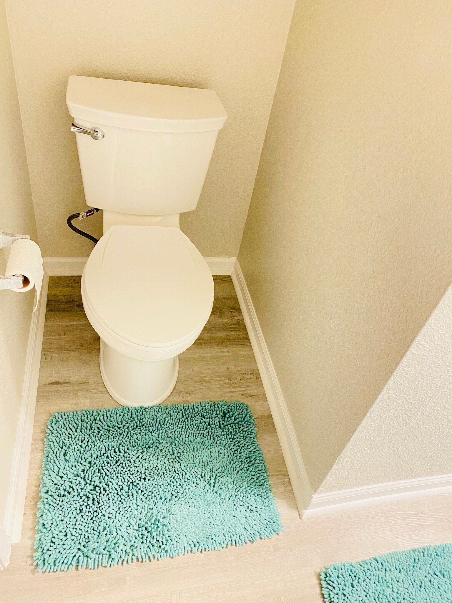 Building Photo - 5843 Amber Ln