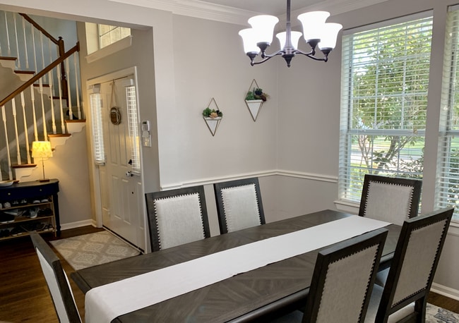 Building Photo - 4301 Lavaca Dr