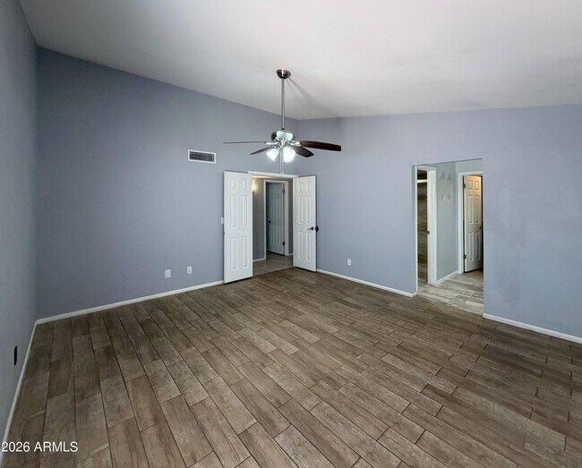 Building Photo - 11815 N 65th Dr