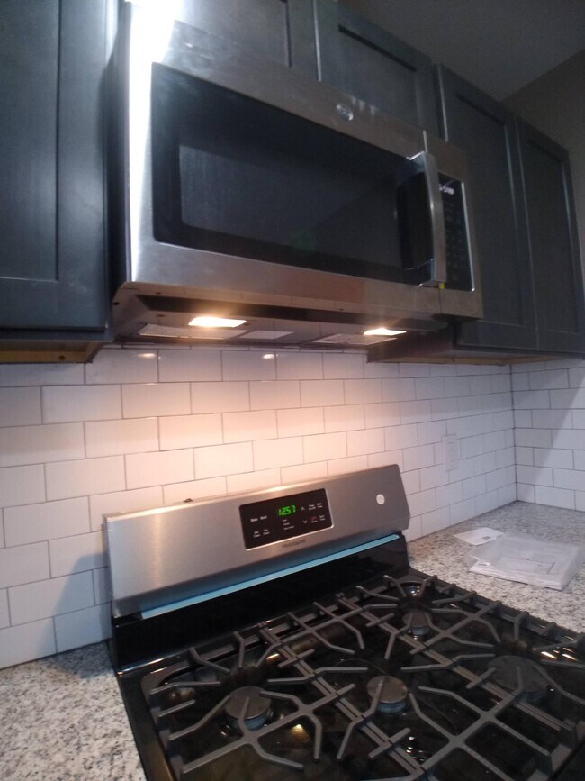 Building Photo - 45 N 59th St