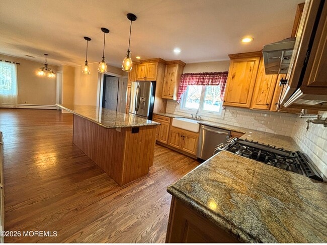 Building Photo - 16 Maryland Ave