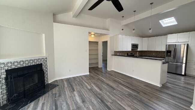 Building Photo - Updated 4-Bedroom 2 Bathroom Austin Home with Beautiful Backyard