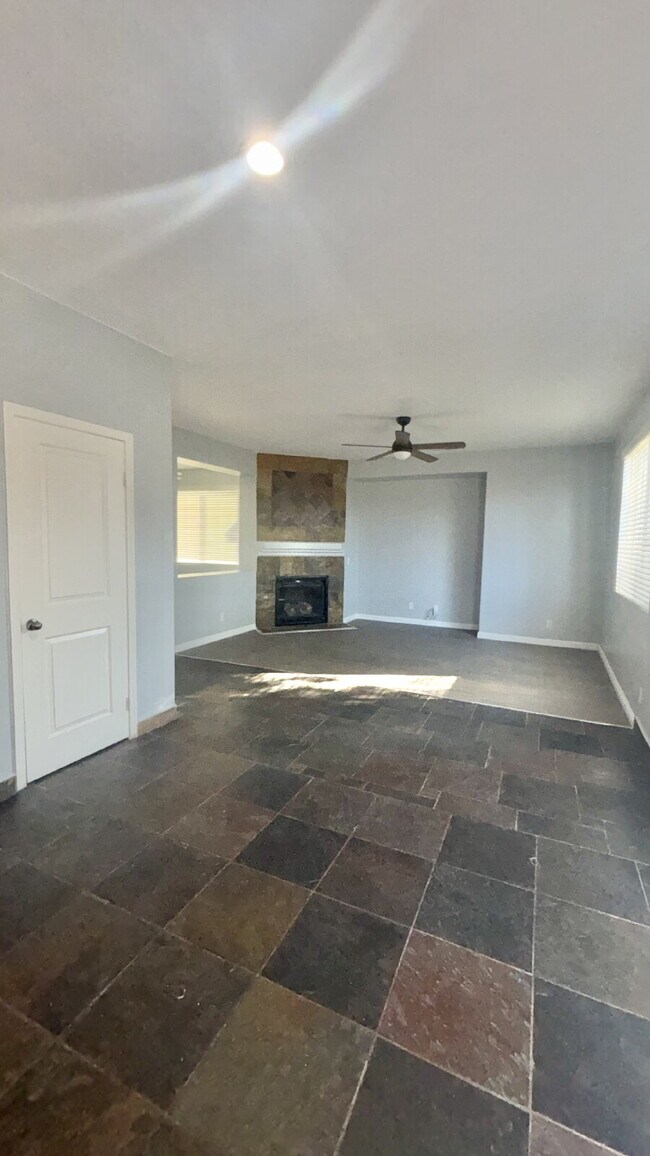 Building Photo - Coachella Home PMI Coachella Valley, DRE #01992806