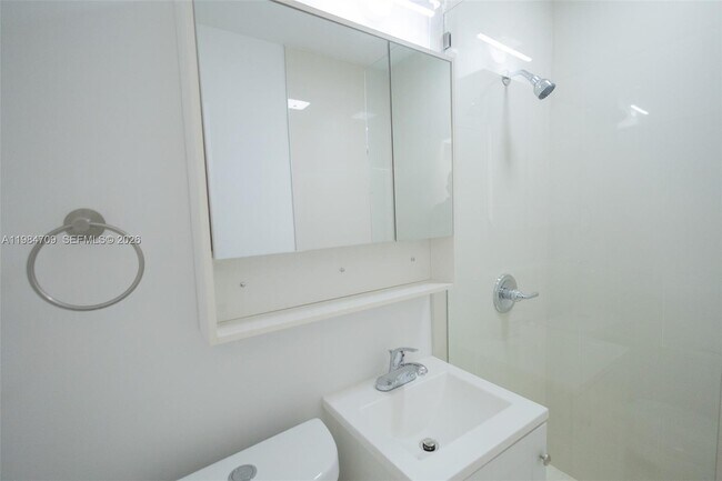 Building Photo - 2675 SW 24th Ter