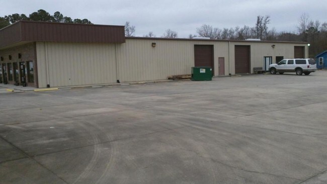 Building Photo - 1560 a hwy 9 longs