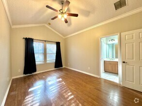 Building Photo - Coastal Charm: Luxurious 4-Bedroom Home in...