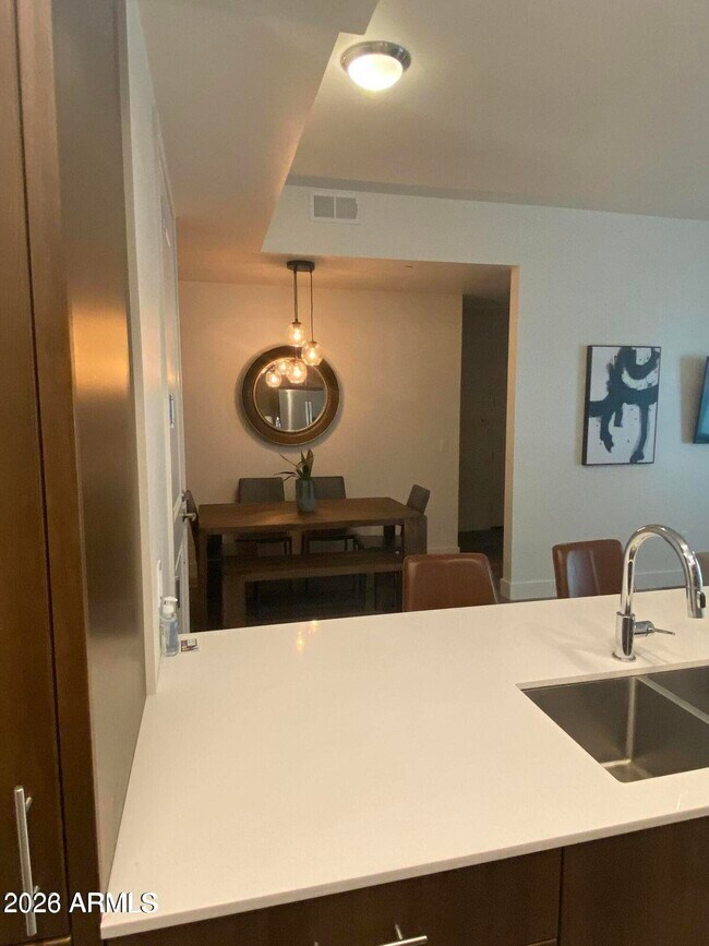 Building Photo - 7300 E Earll Dr