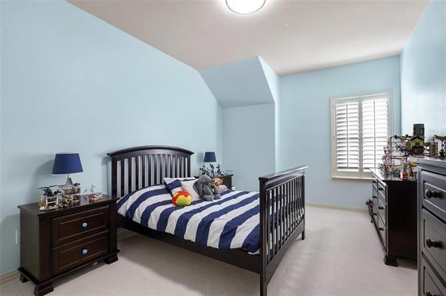 Building Photo - 2533 Windsor Castle Way