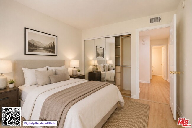 Building Photo - 17241 Palisades Cir