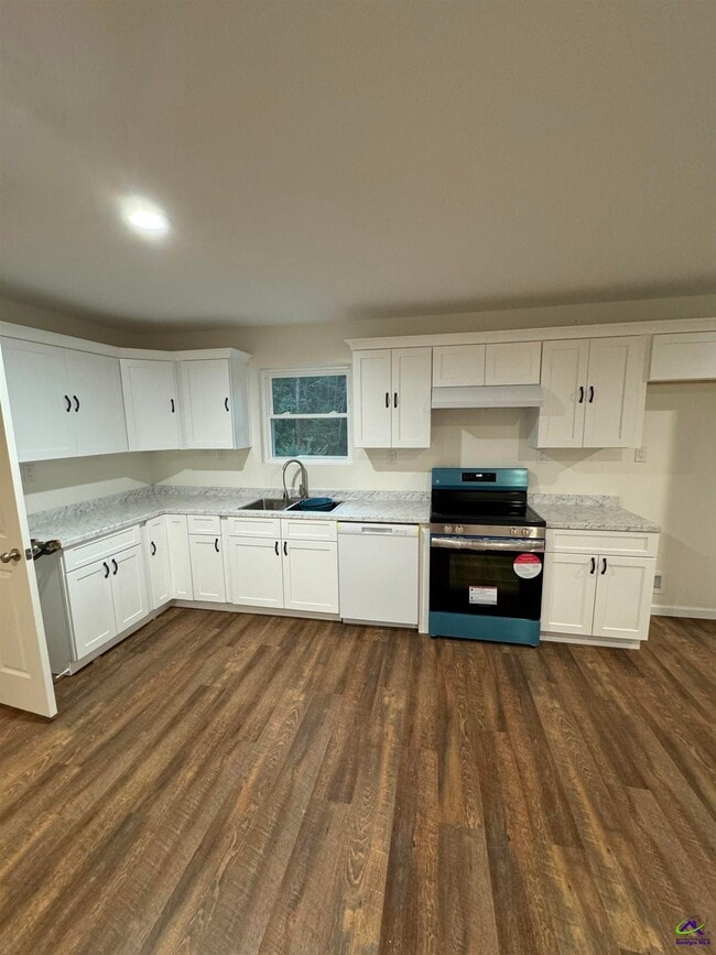 Building Photo - 104 Acorn Ridge Ct