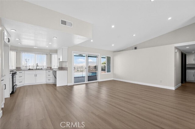 Building Photo - 28131 Florence Ln