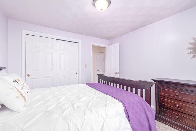 Building Photo - 15 Acorn Valley Way