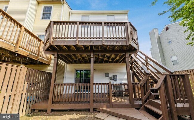 Building Photo - 3645 Dahlgren Pl