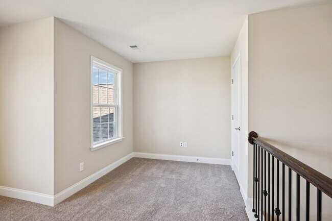 Building Photo - Sparkling clean 4 bedroom home in Spring H...
