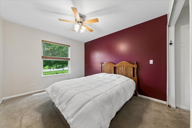 Building Photo - 10562 Casselberry N