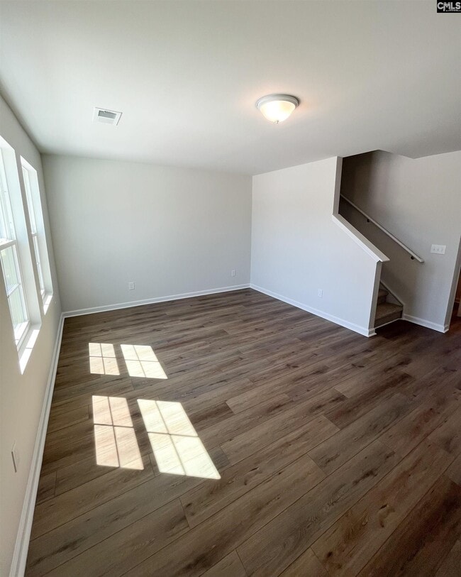 Building Photo - 809 Coburg Ln