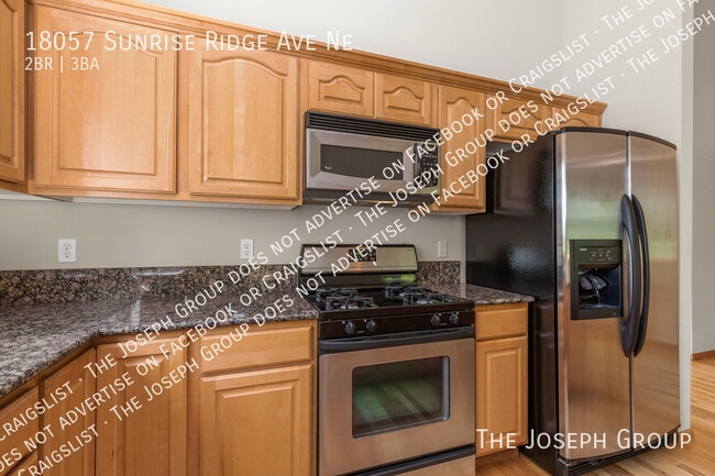 Building Photo - 18057 Sunrise Ridge Ave NE
