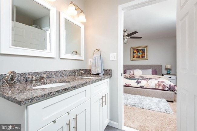 Building Photo - 8601 Cromwell Dr