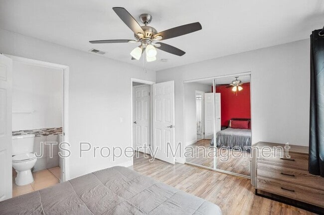 Building Photo - 6449 Feliciter Way