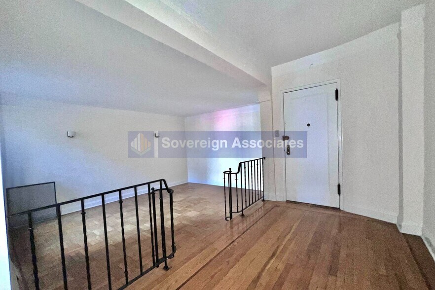 Building Photo - 615 W 172nd St