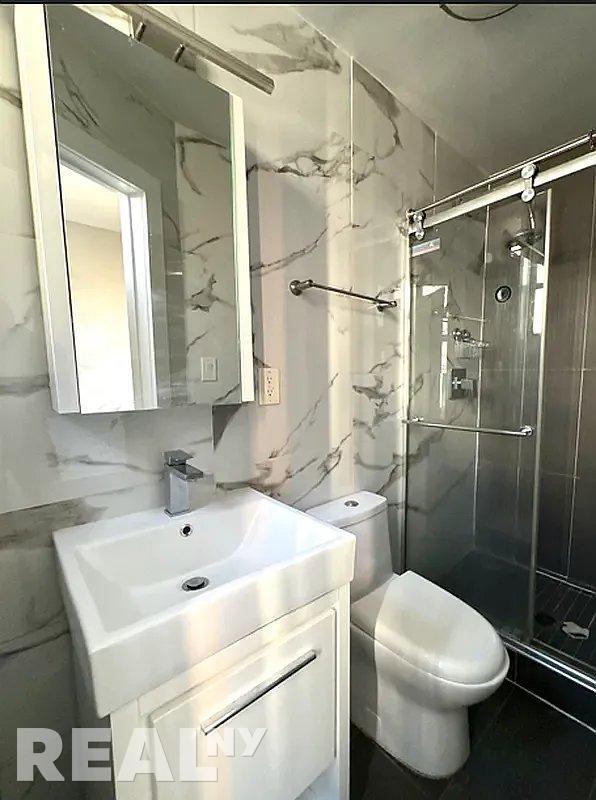 Building Photo - 1 bedroom in New York NY 10029