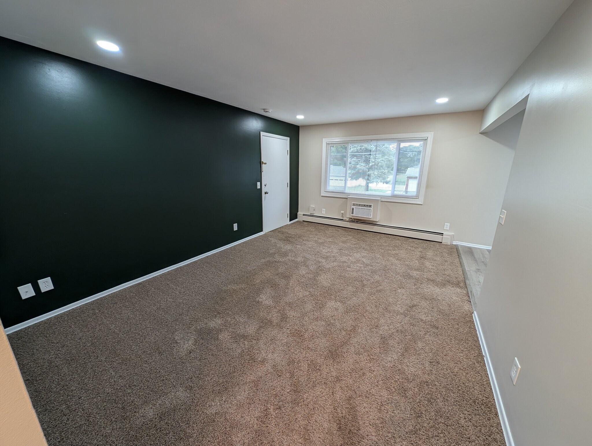 Building Photo - 35 Terrel Dr