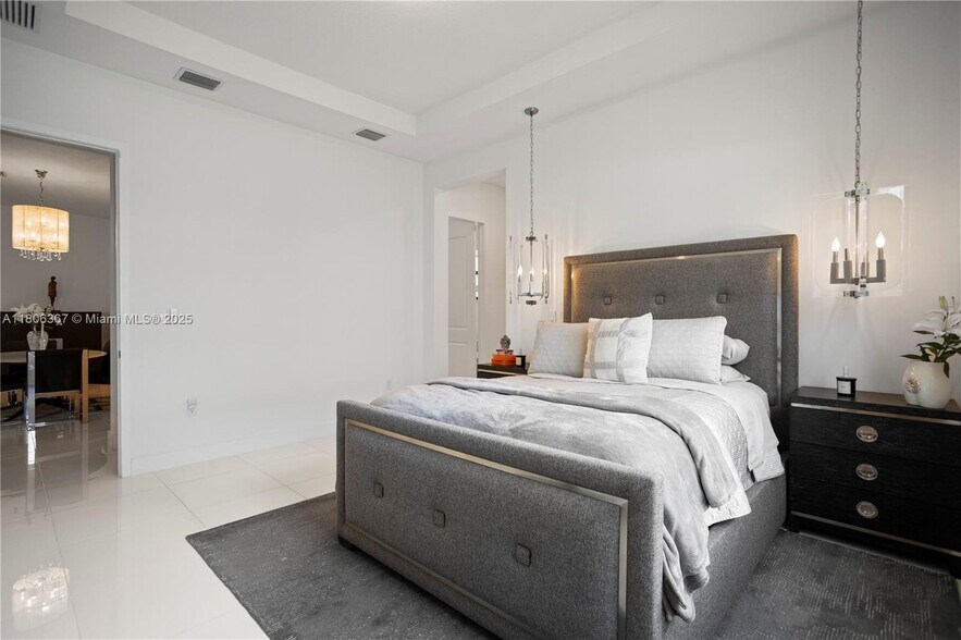 Building Photo - 4407 SW 175th Ave