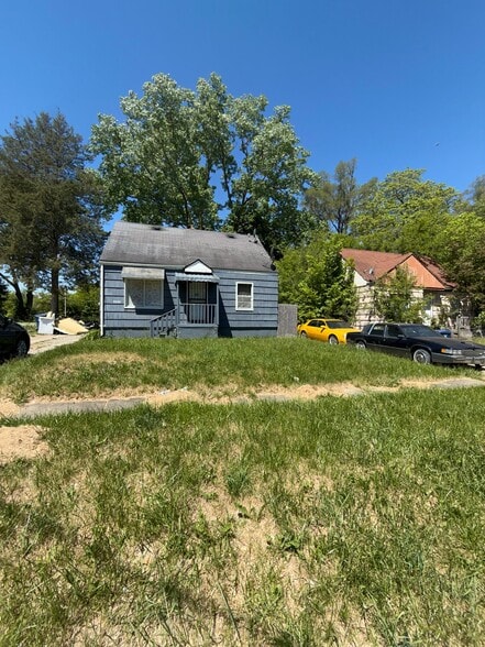 Building Photo - 3501 Milbourne Ave