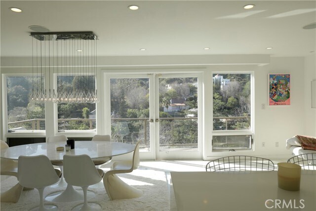 Building Photo - 2115 Groveland Dr