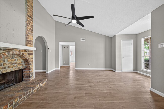 Building Photo - 9231 Baronsmede Dr