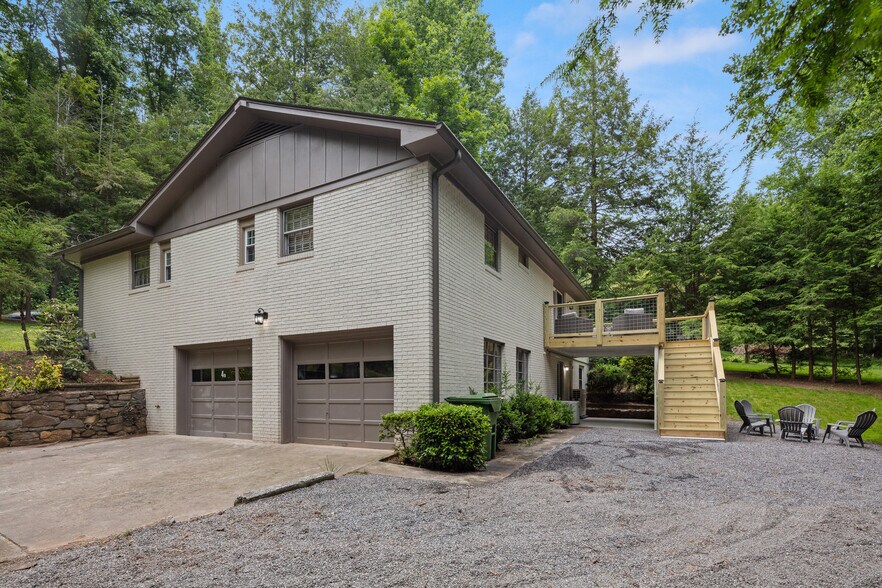 Building Photo - 116 Overlook Rd
