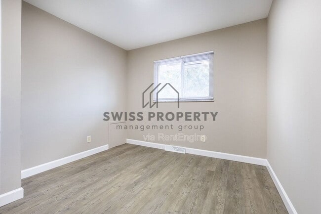 Building Photo - 5814 N Meadows Blvd