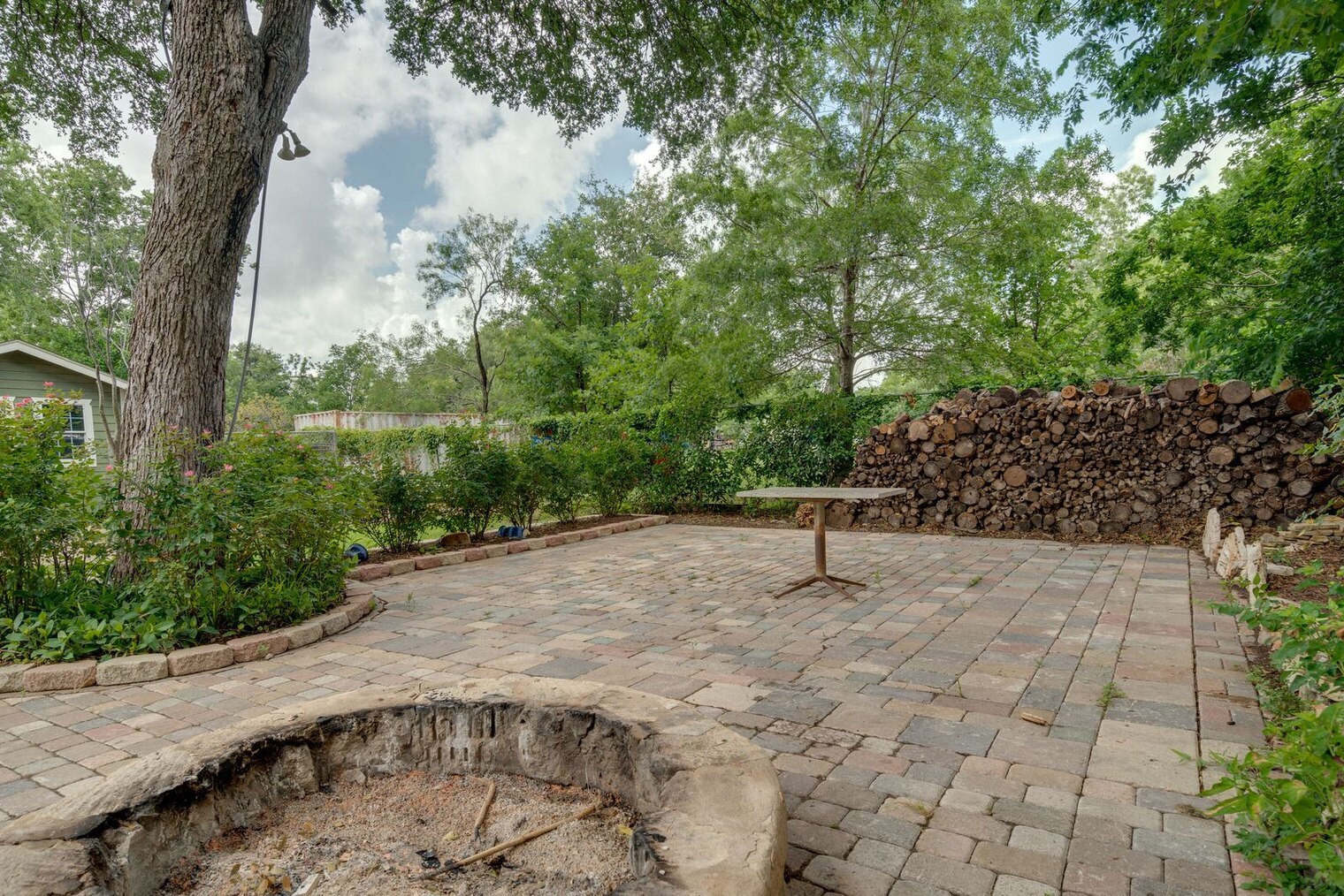 Building Photo - 2609B Wheless Ln