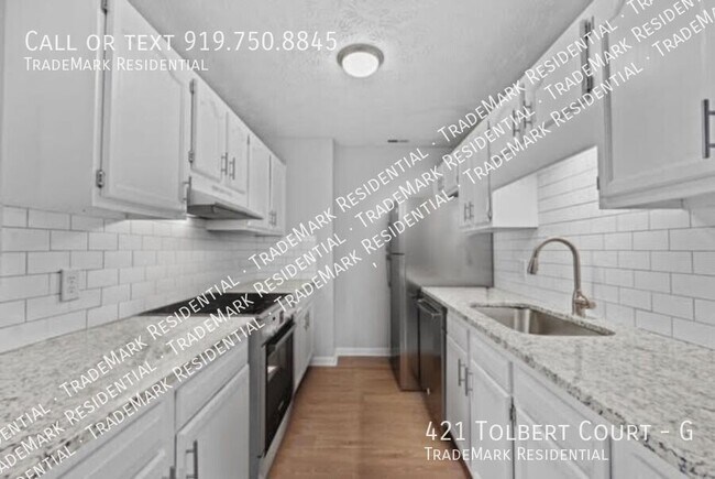 Building Photo - 421 Tolbert Ct